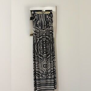 Robbie Bee Black and White Printed Strapless Maxi